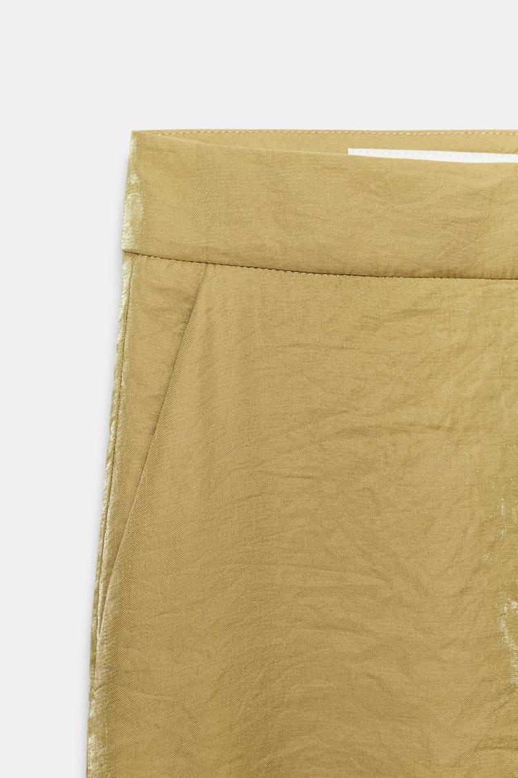Pantalón recto con efecto arrugado 8