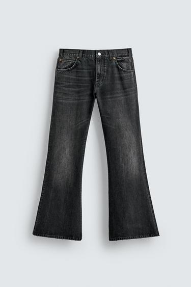 JEANS FLARE FIT - Carbón de Zara