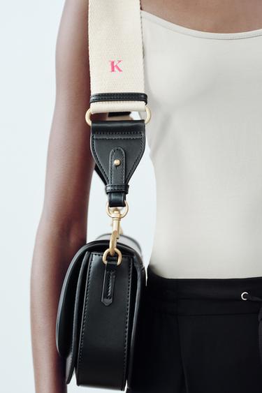 BOLSO BANDOLERA - Negro de Zara