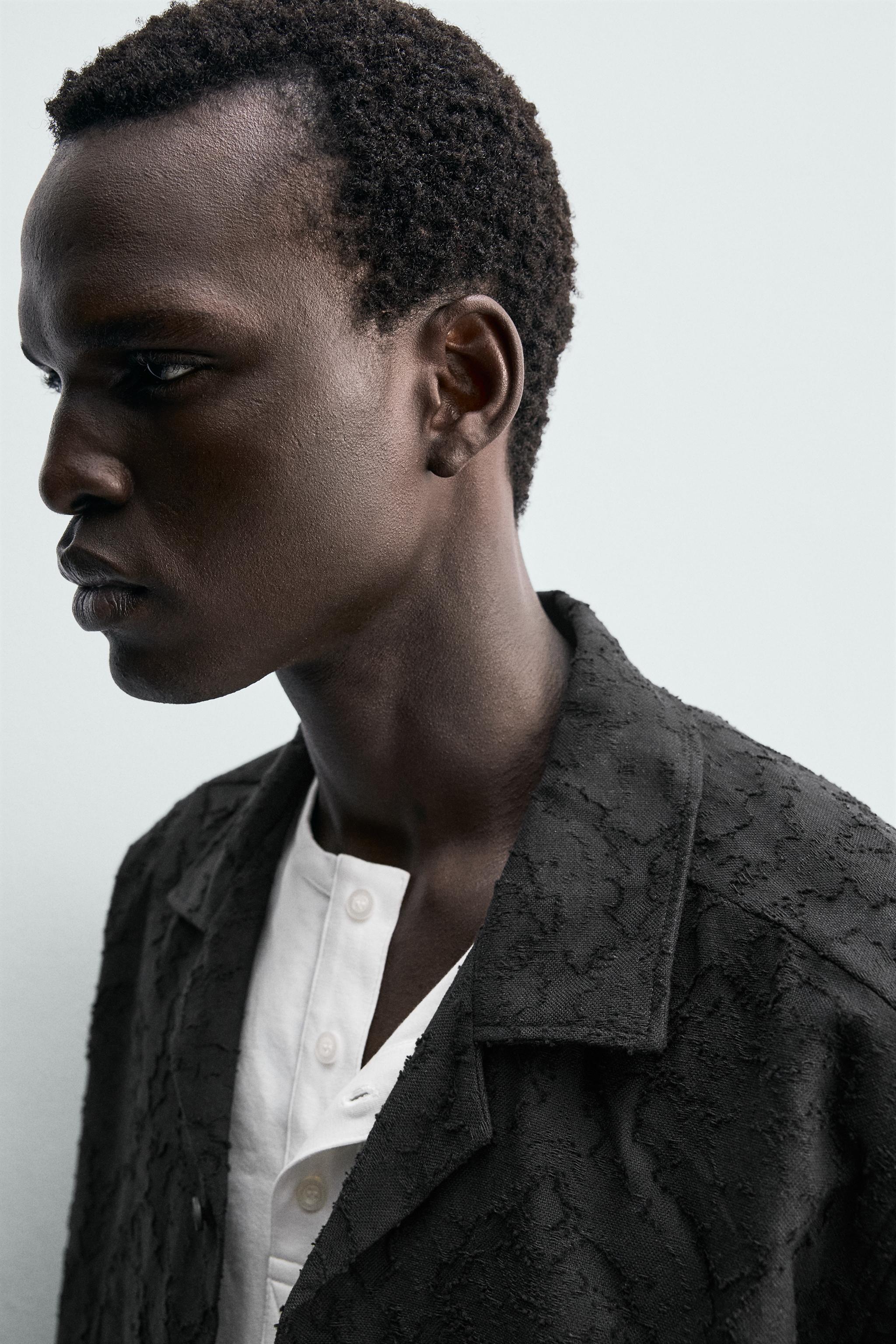 TEXTURED JACQUARD RELAXED FIT SHIRT