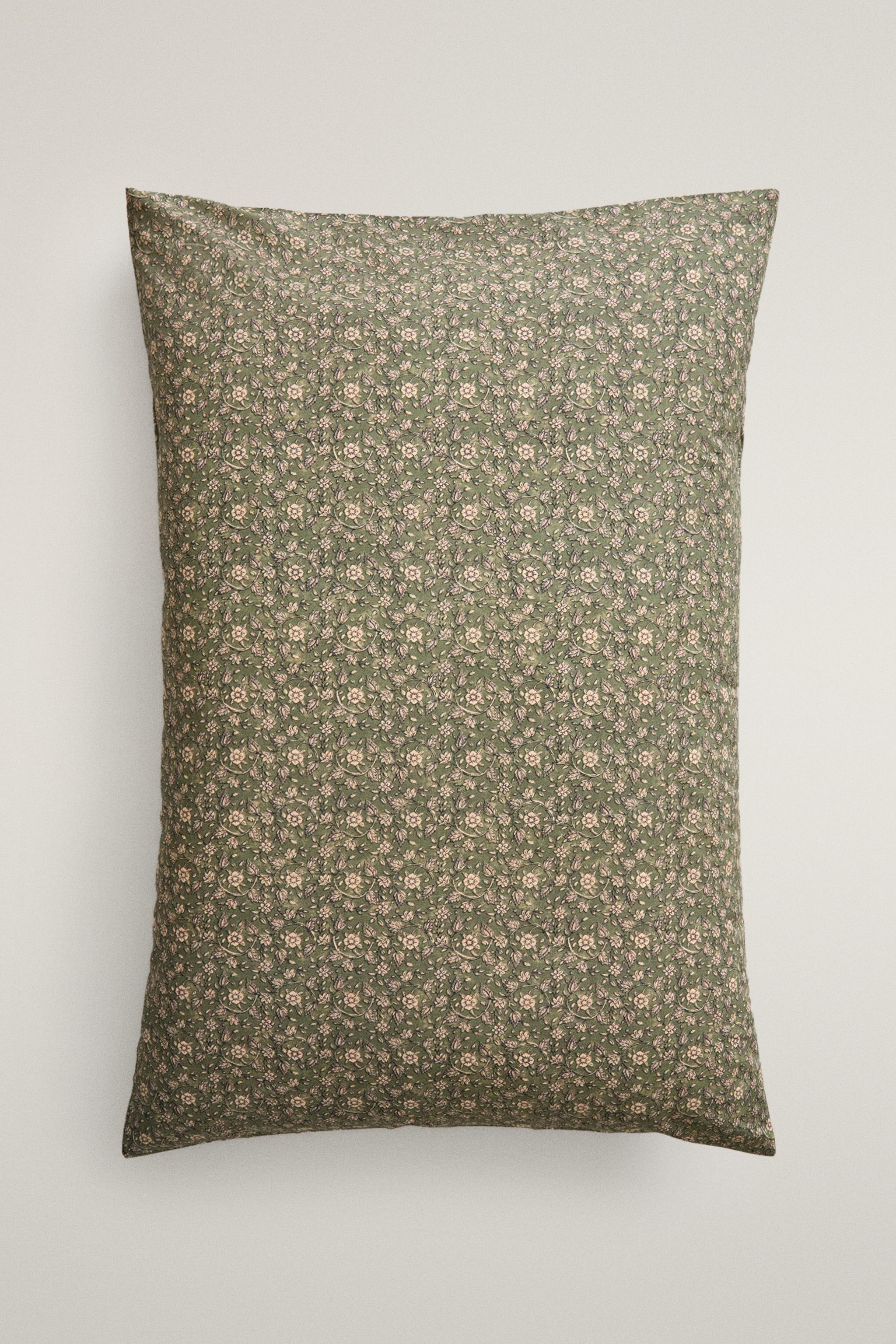 COTTON PERCALE FLORAL PILLOWCASE (200 THREAD COUNT)