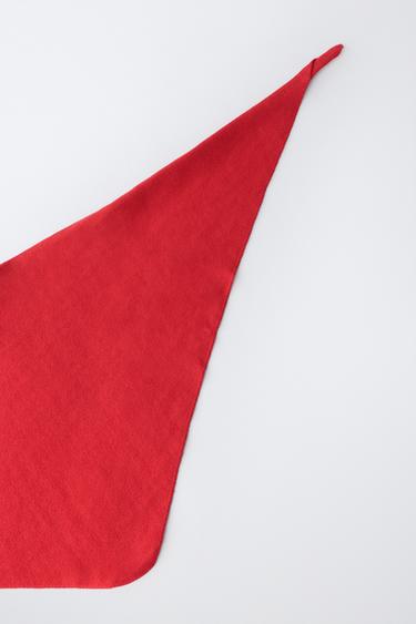 TRIANGULAR KNIT BANDANA - Red by Zara