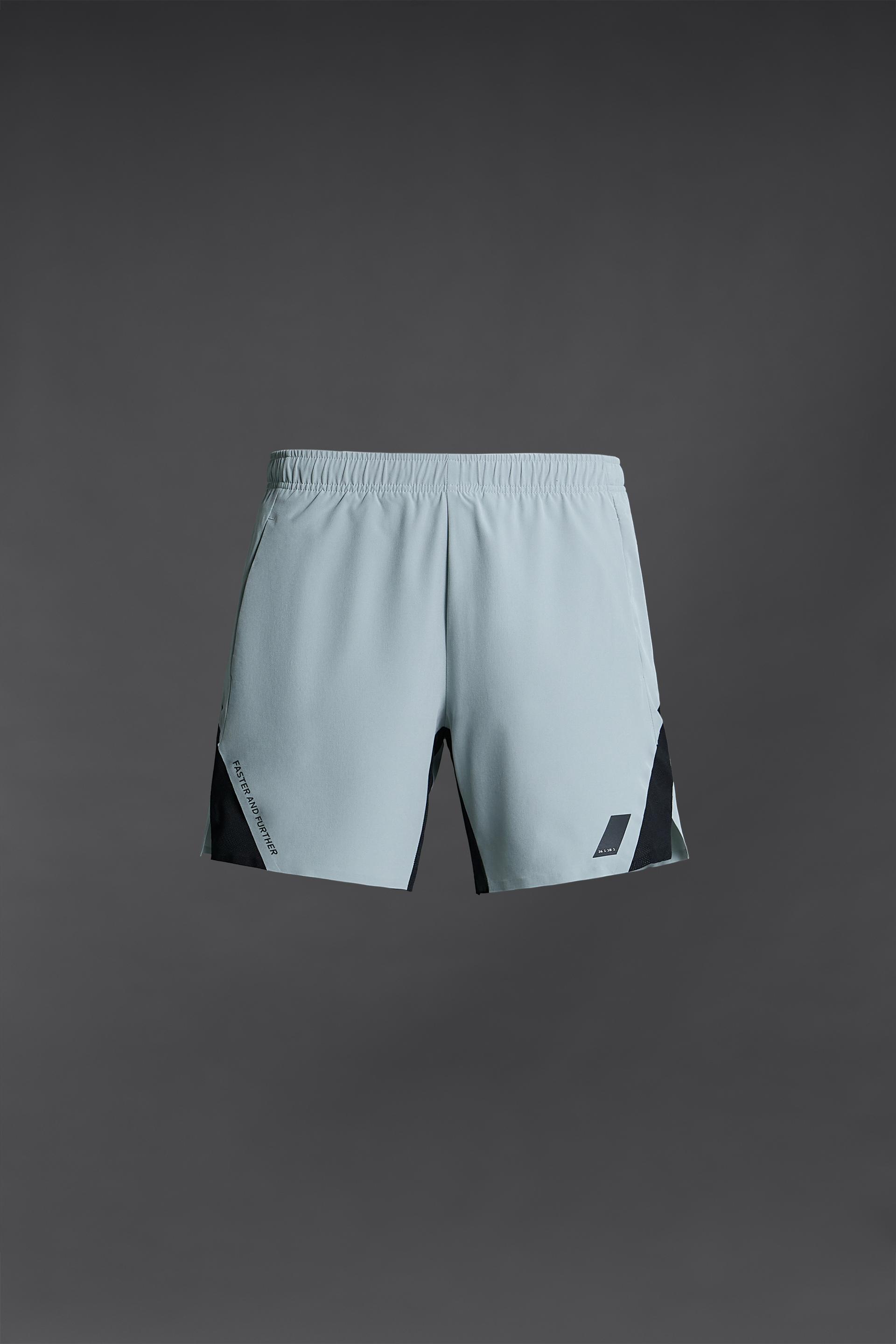 BASIC WORKOUT SHORTS - White