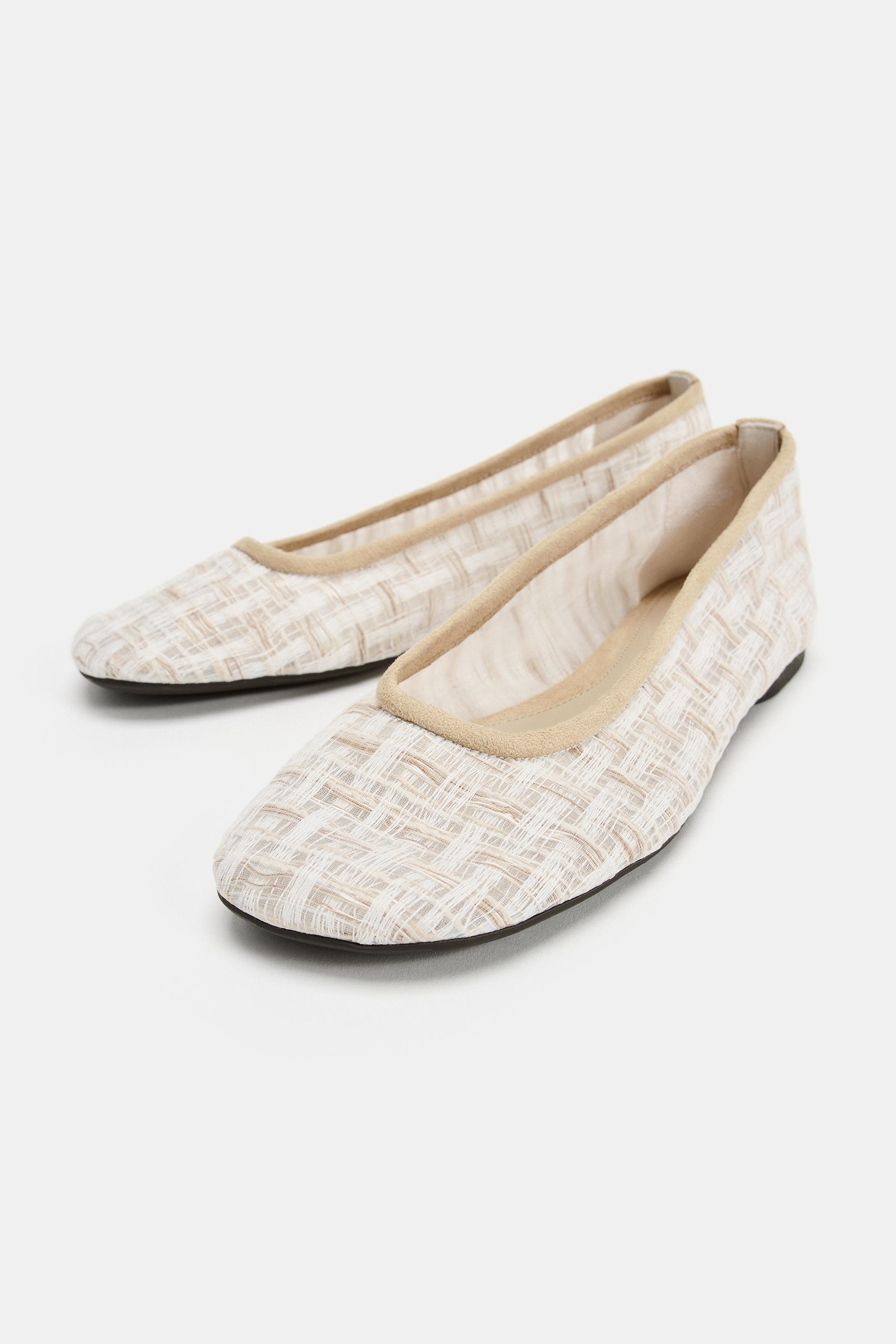 TEXTURED FABRIC BALLERINA FLATS