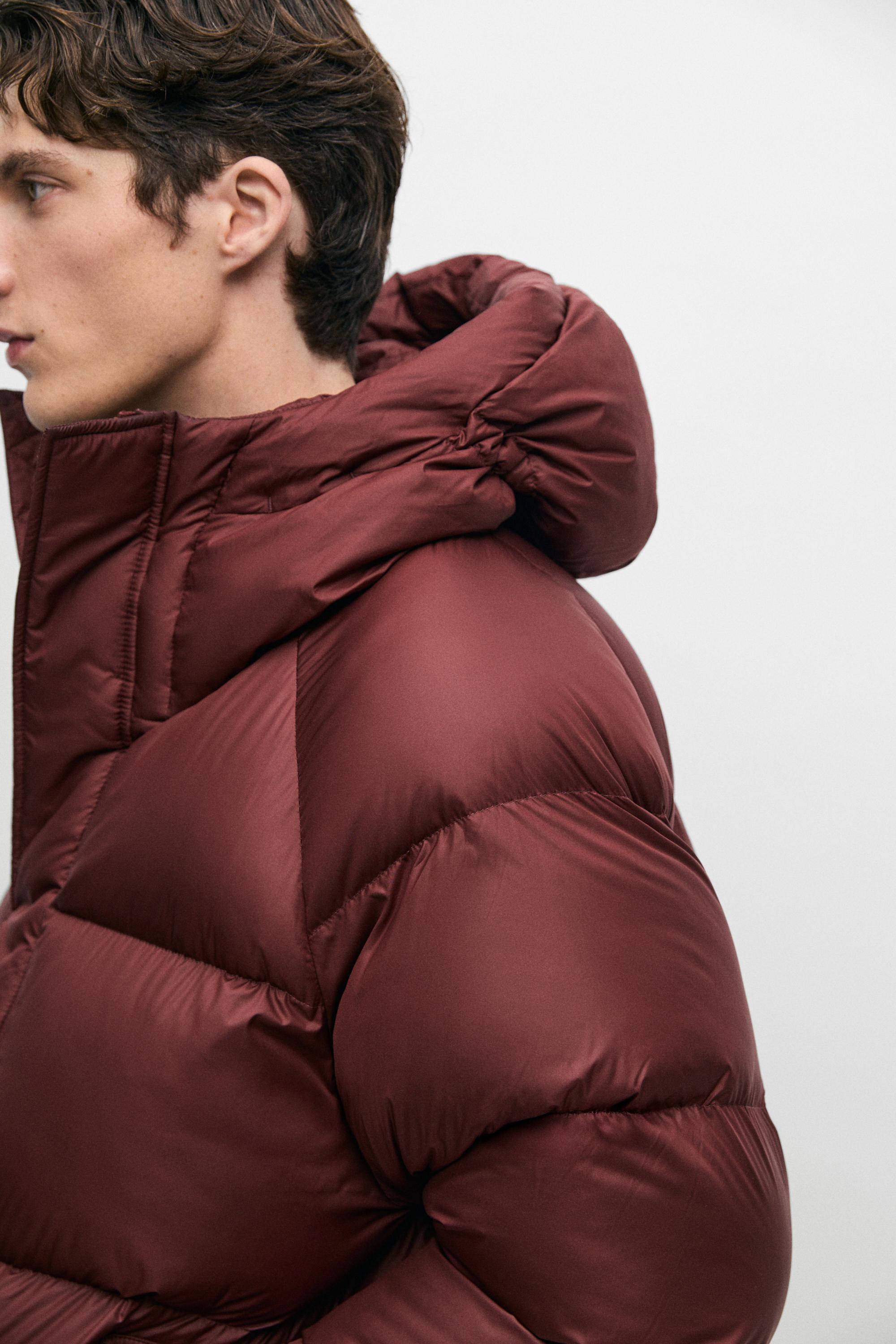 Hooded down jacket