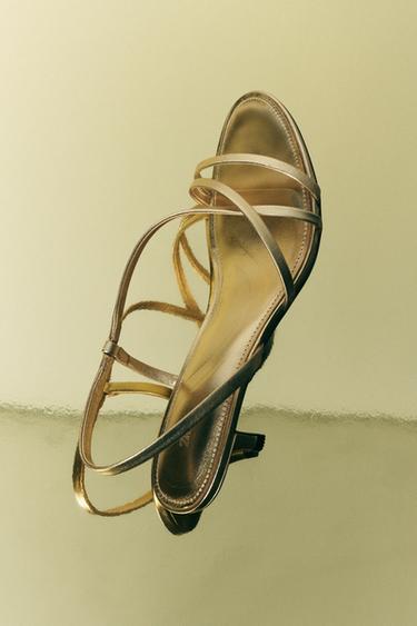 SANDALI KITTEN IN PELLE - Oro di Zara