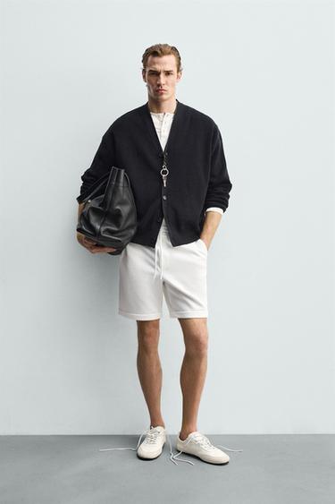 BERMUDA REGULAR FIT CONFORT - Blanco roto de Zara - Imagen 0