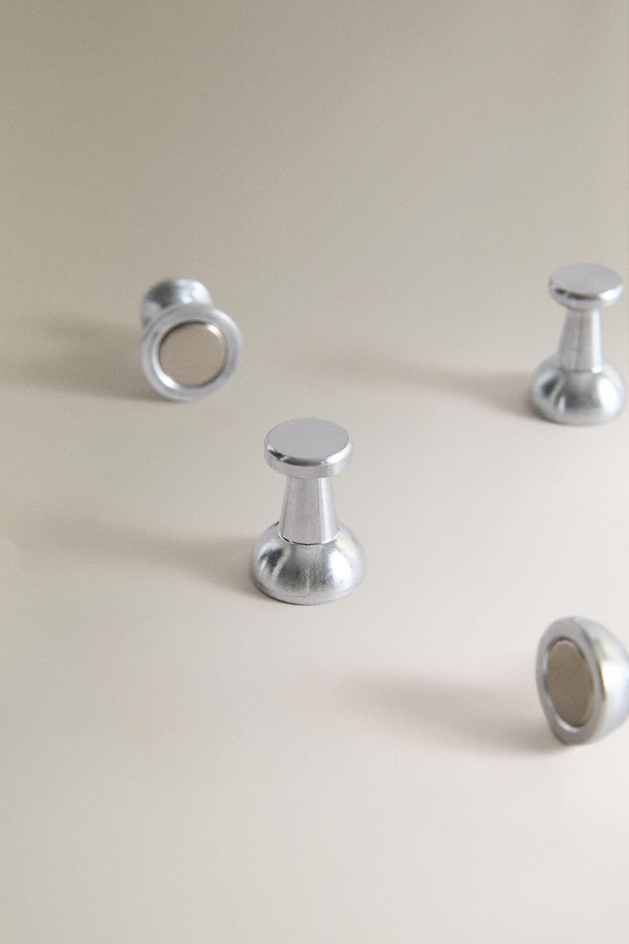 PACK OF METAL MAGNETS (PACK OF 12) — Silver