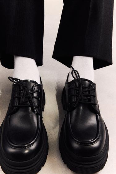 CHAUSSURES CHIC À BORDURE ET VOLUME - Noir de Zara