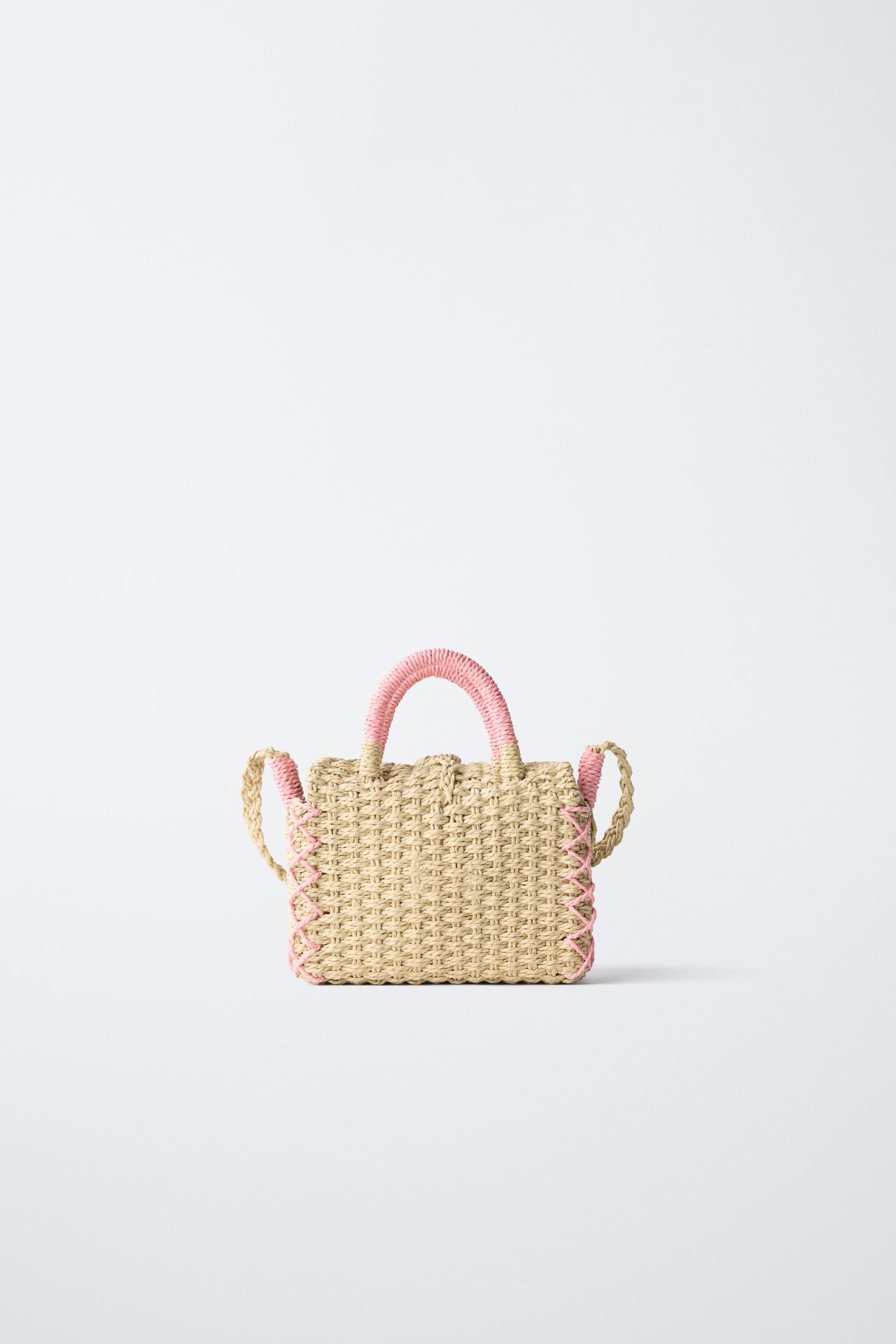 FAUX RAFFIA FLOWER BAG