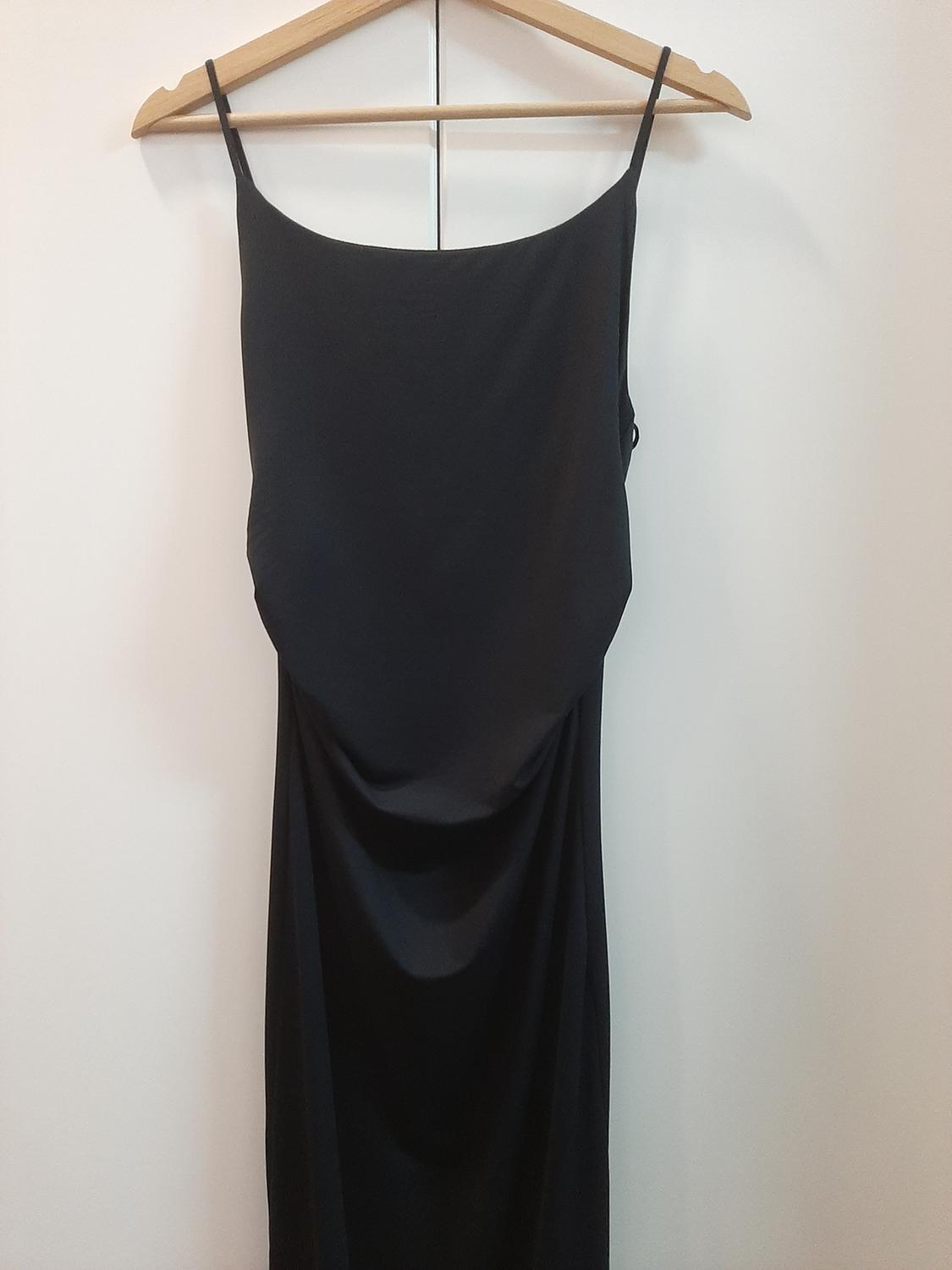 LONG FITTED DRESS