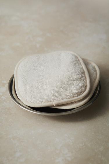 PACK OF REUSABLE MAKEUP-REMOVAL PADS (PACK OF 3) - Ivory by Zara