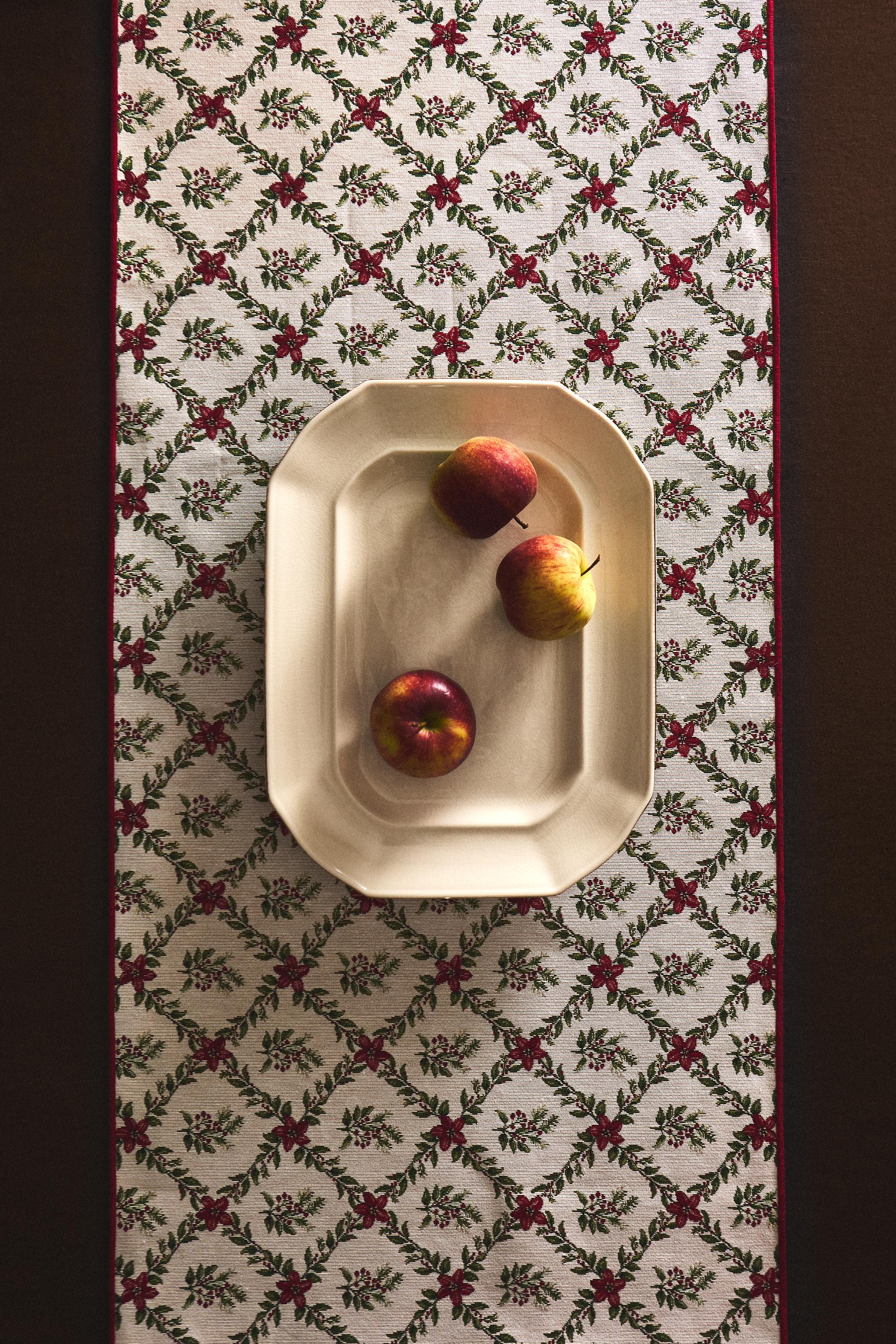 CHEMIN DE TABLE JACQUARD LOSANGES NOËL