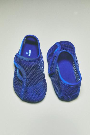 KIDS' MESH BOOTIES - Blue by Zara