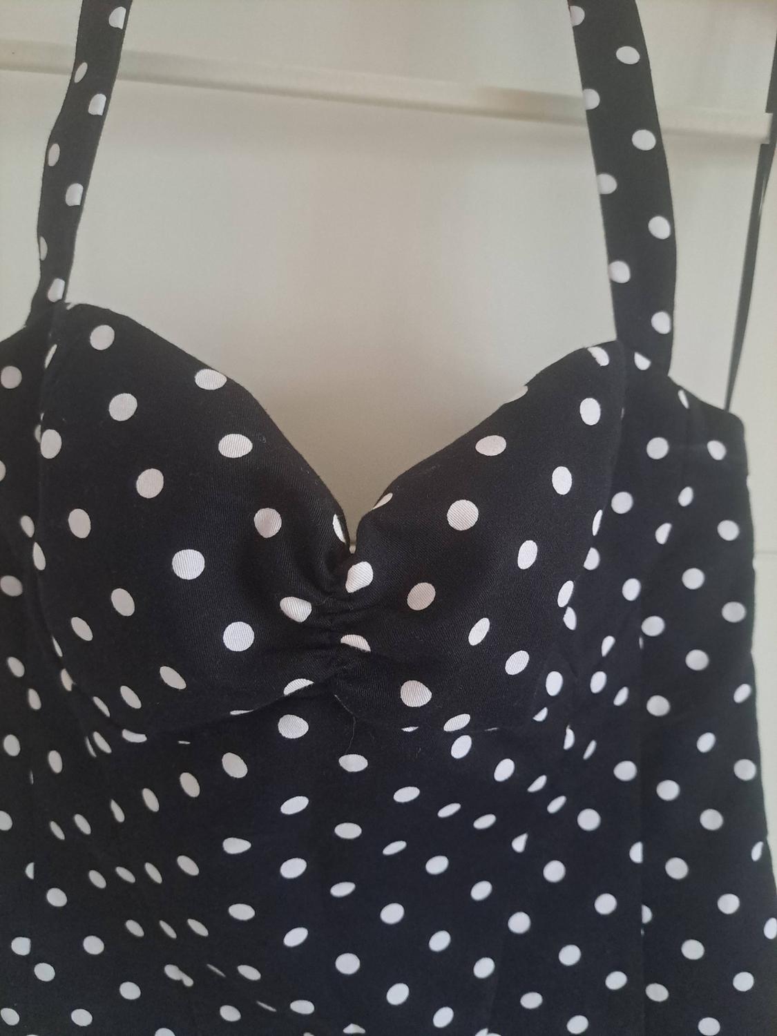 HALTERNECK SWEETHEART NECK TOP WITH DOTS - Image 3