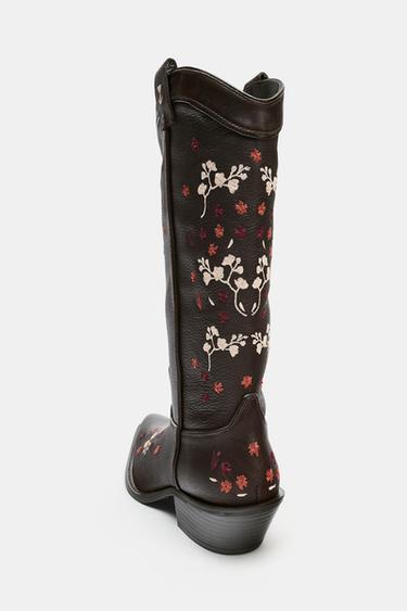 BOTTES EN CUIR COW-BOY À FLEURS - Marron de Zara - Image 5