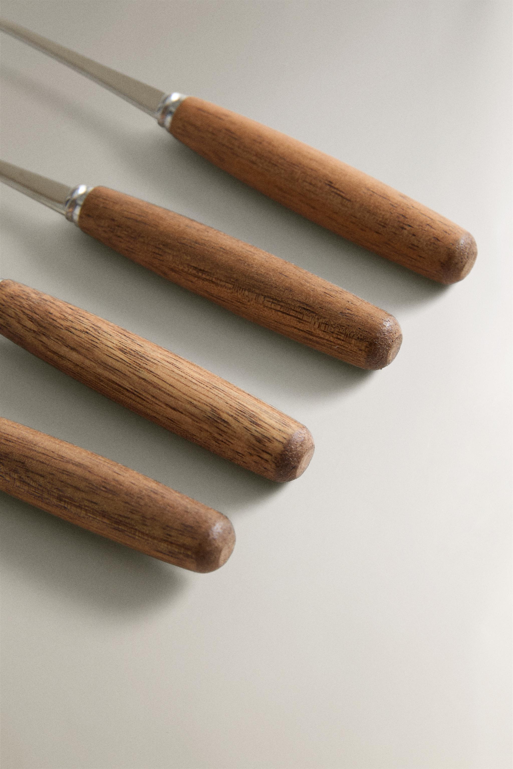 PACK OF WOODEN TEASPOONS (PACK OF 4)