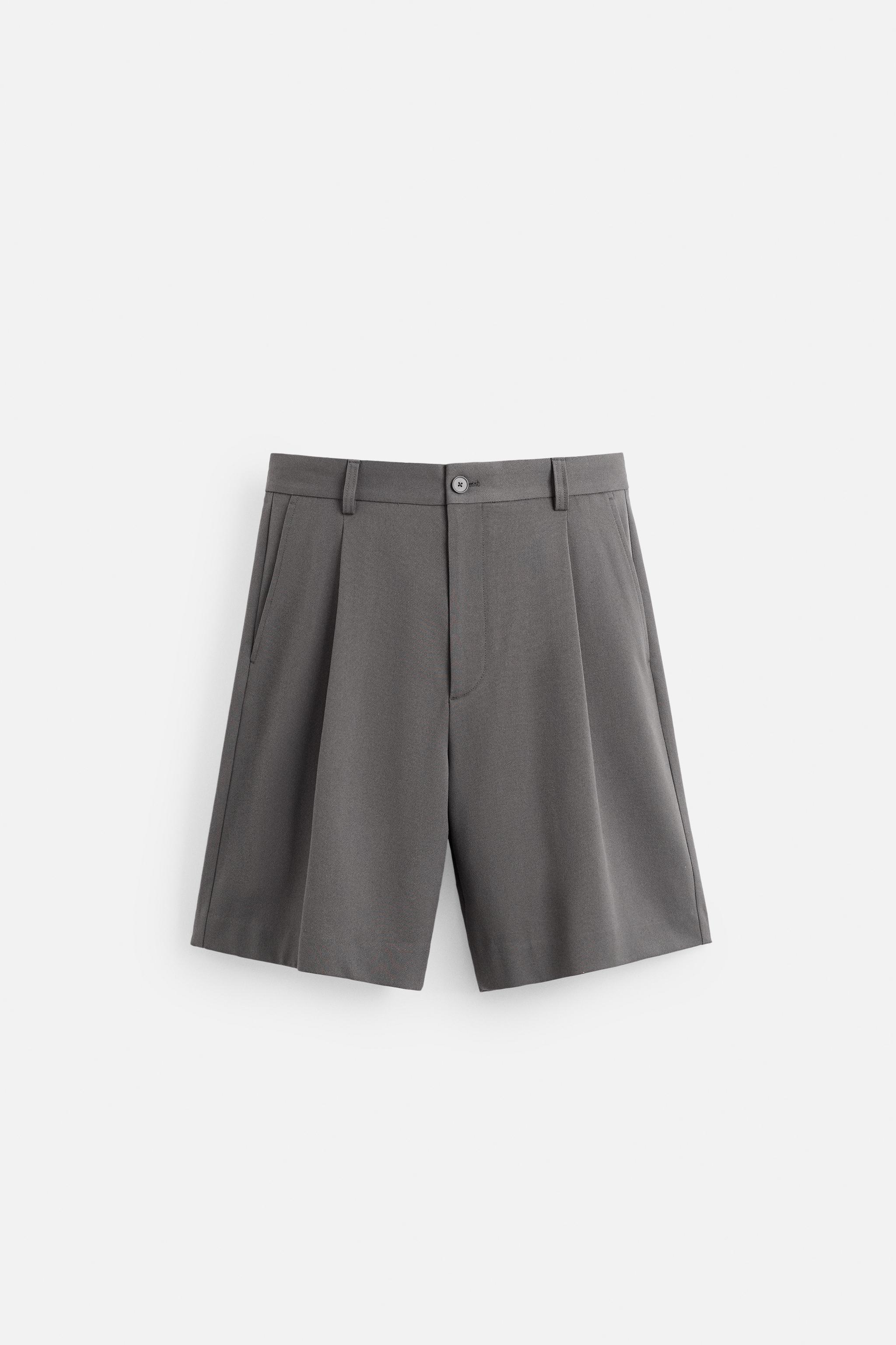 BERMUDA COUPE DÉCONTRACTÉE PLIS