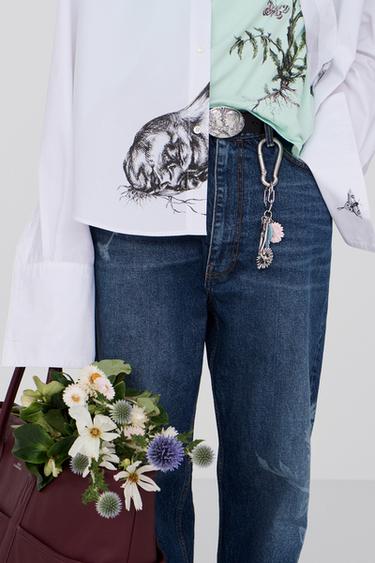 FLOWER AND KEY CHARM KEYRING — Bluish 2