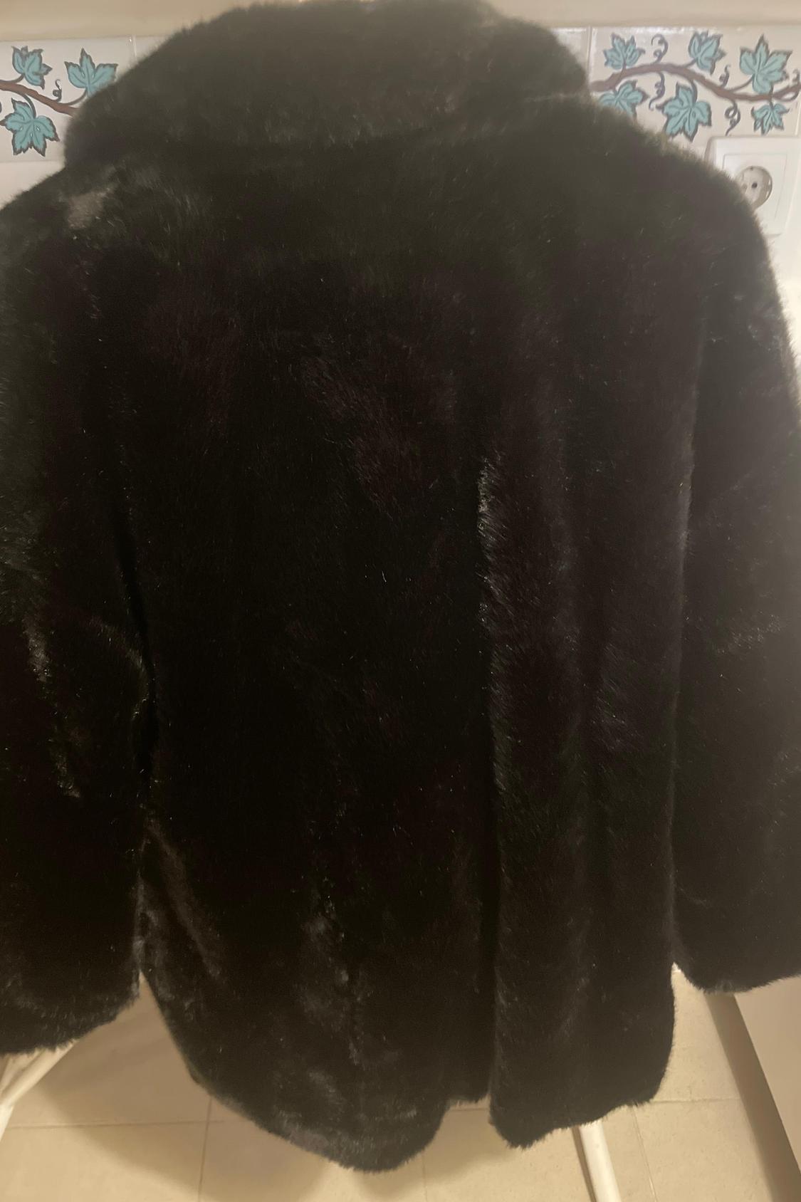 FAUX FUR COAT - Image 3
