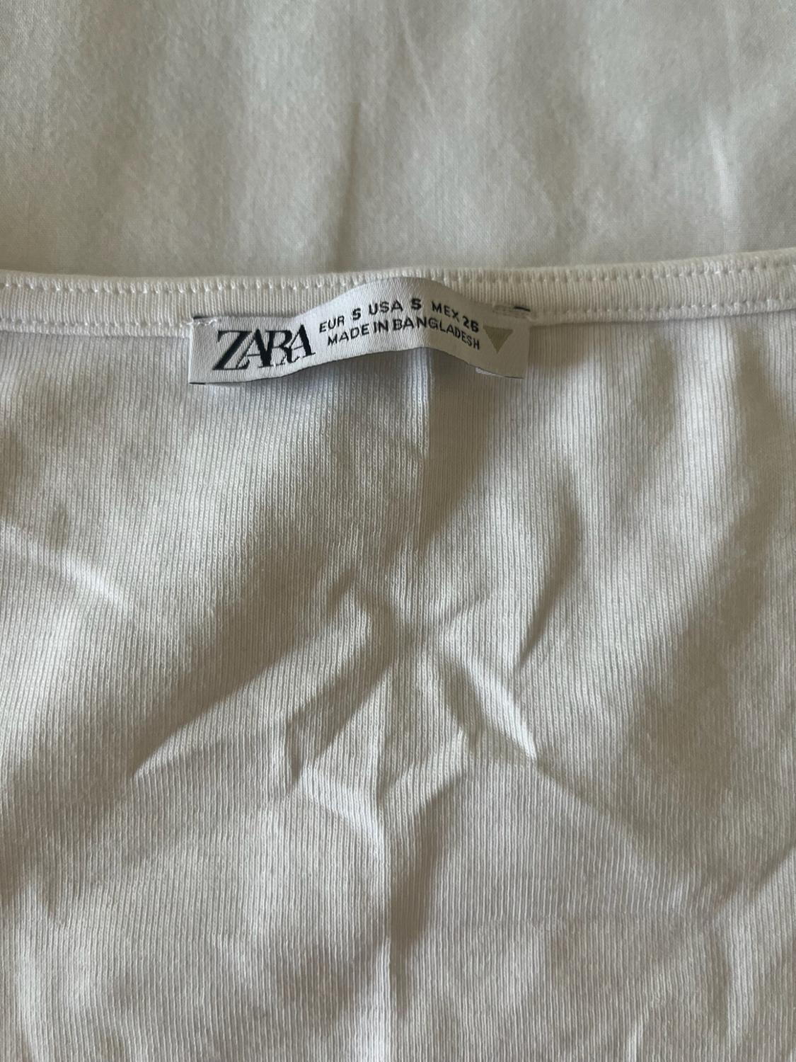 CROP TOP WITH A SQUARE-CUT NECKLINE - Image 4