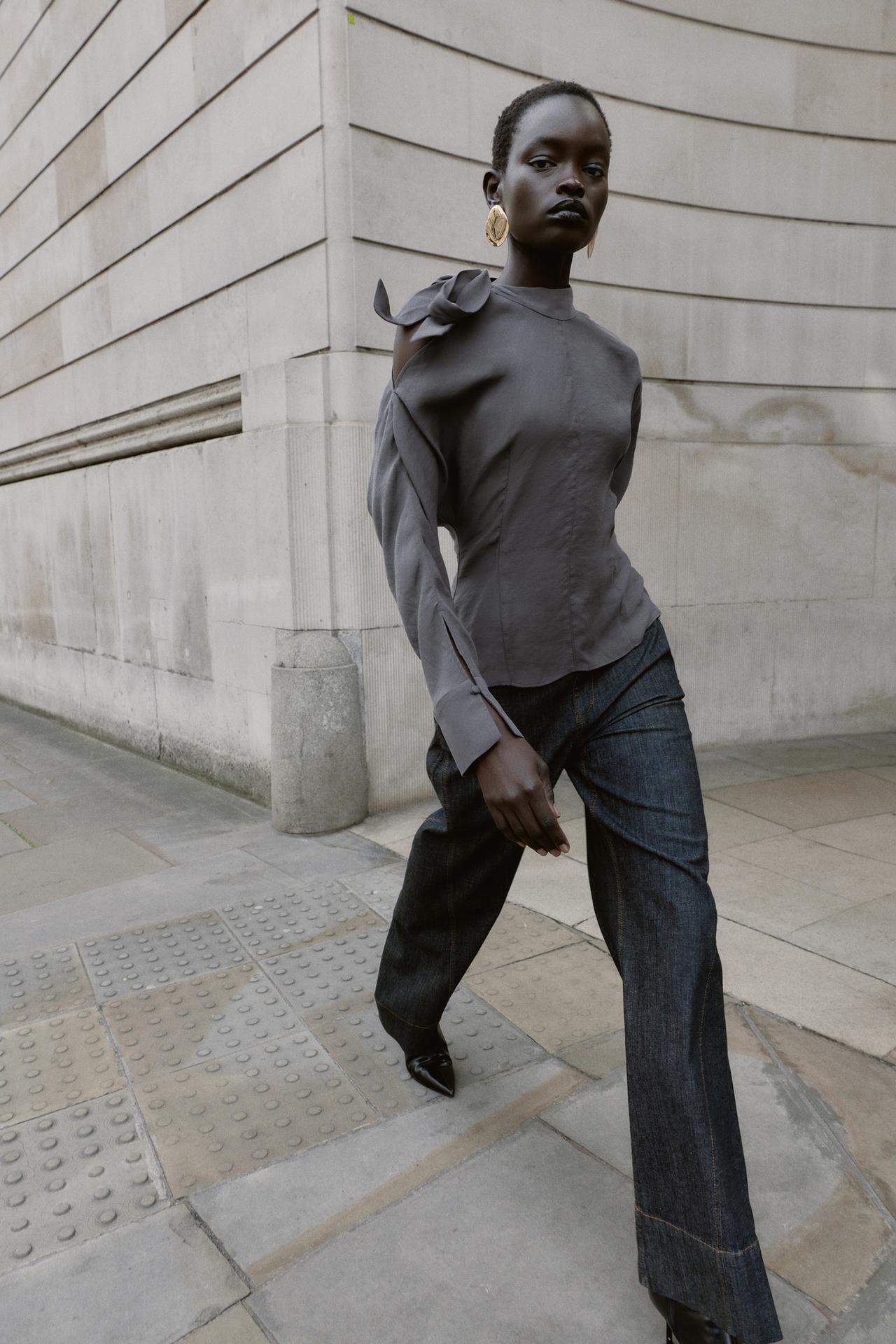 SHOULDER CUT-OUT BLOUSE WITH TIE