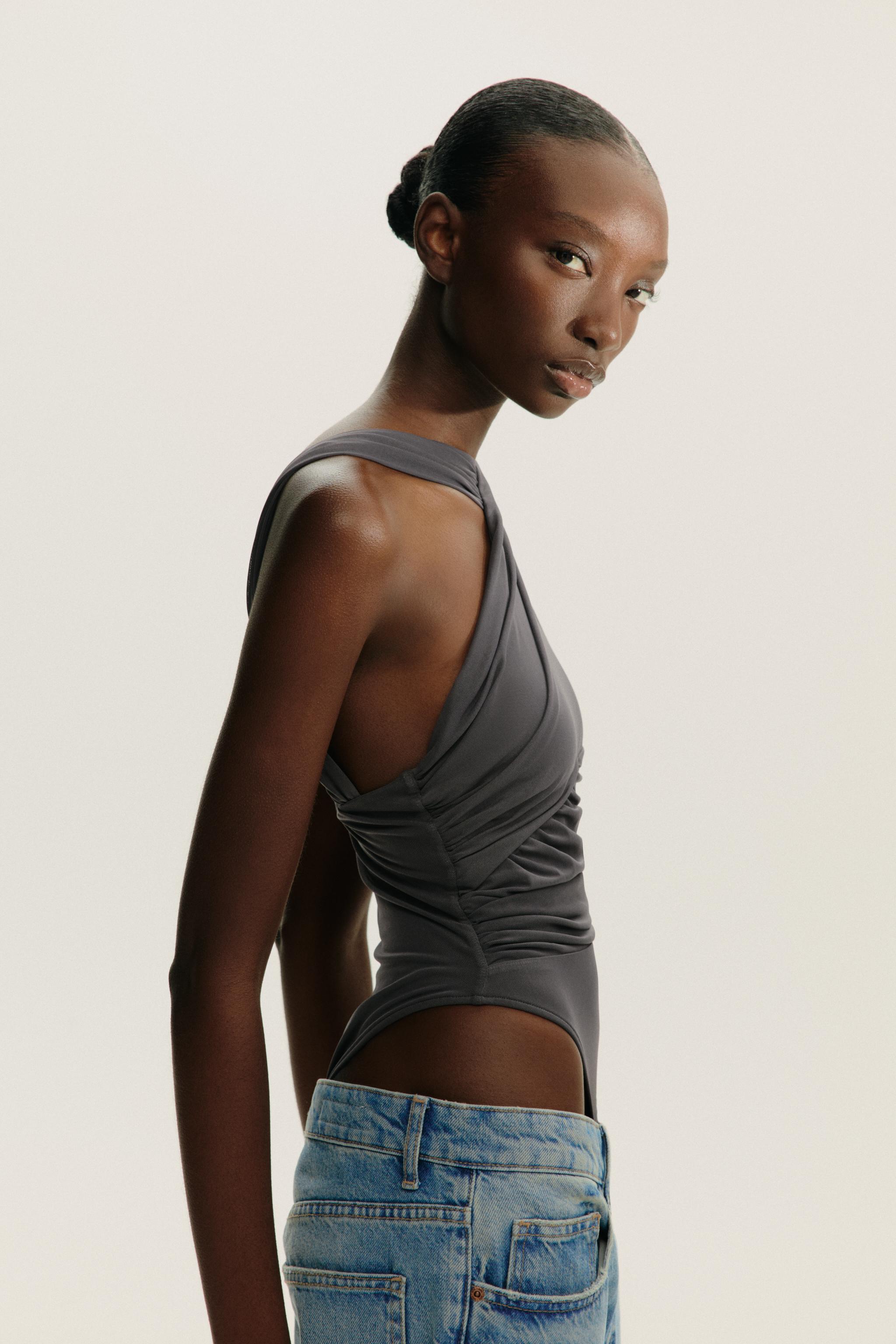 BODY DRAPÉ ASYMÉTRIQUE EN TULLE