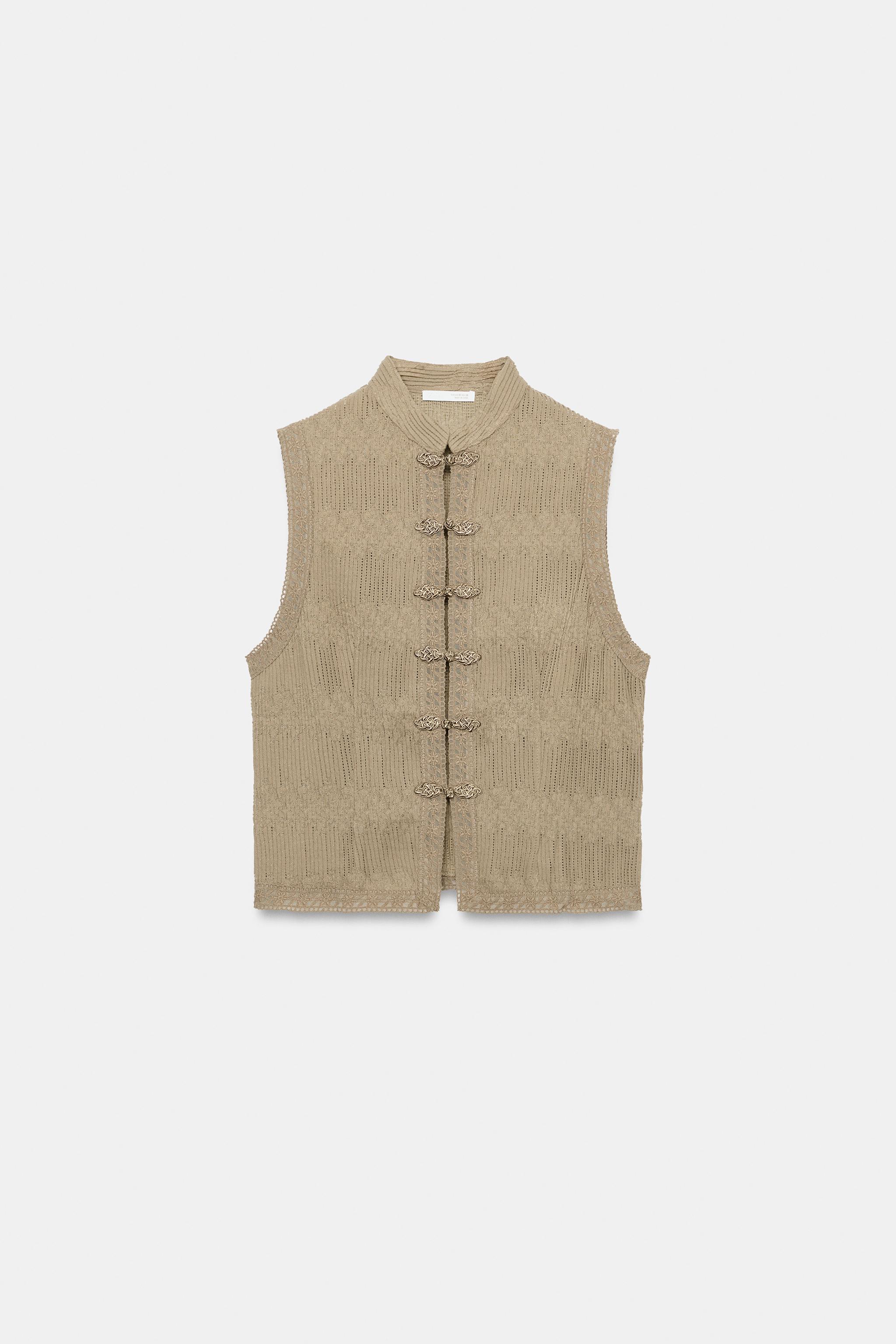 Женские жилеты Zara PLEATED VEST WITH FROG FASTENING — фото 3