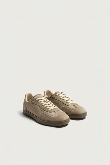 SNEAKER RETRÒ - Marrone sabbia di Zara