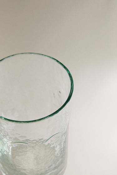 VERRE À SODA MARTELÉ - Transparent de Zara - Image 2