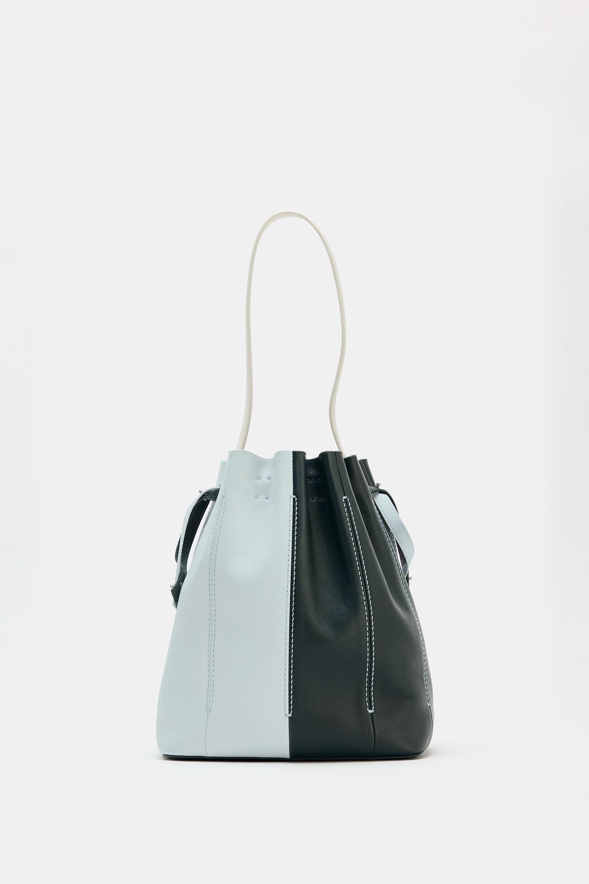 LEATHER SHOULDER BAG