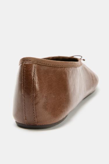 BALLERINES EN CUIR AVEC NŒUD - Marron de Zara - Image 5