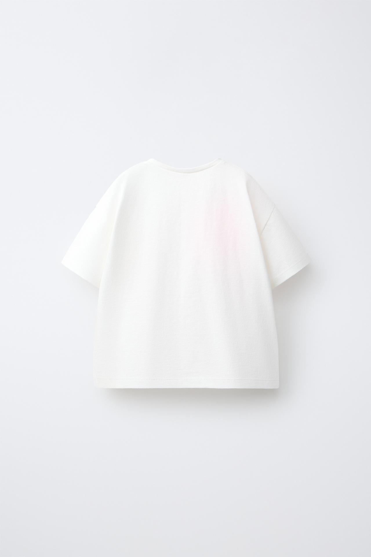 FLORAL APPLIQUÉ T-SHIRT — Oyster-white
