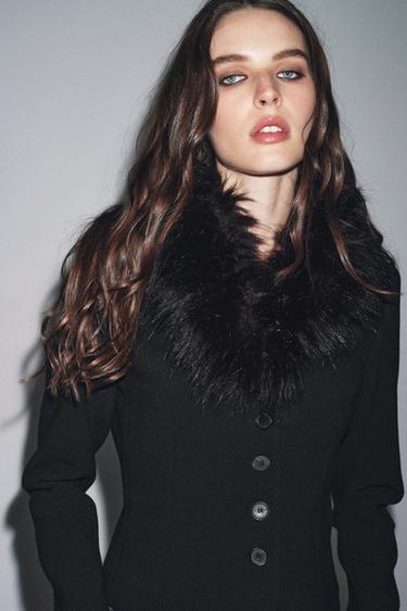 VESTE CINTRÉE À COL EFFET FOURRURE ZW COLLECTION - Noir de Zara - Image 4