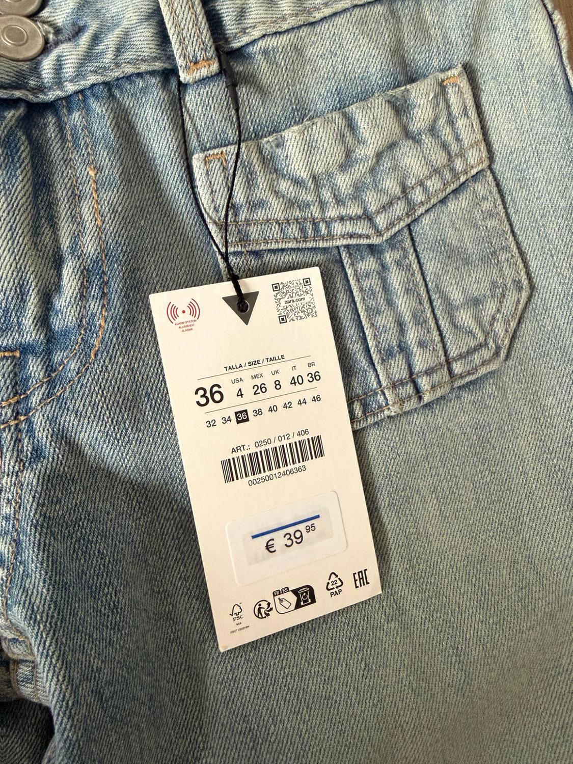 TRF LOW-RISE POCKET JEANS - Image 4