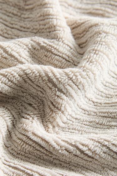 Zara RIBBED TEXTURE BATH TOWEL - 淺米色