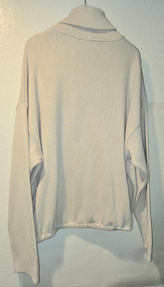 HIGH COLLAR SWEATSHIRT - Image 2
