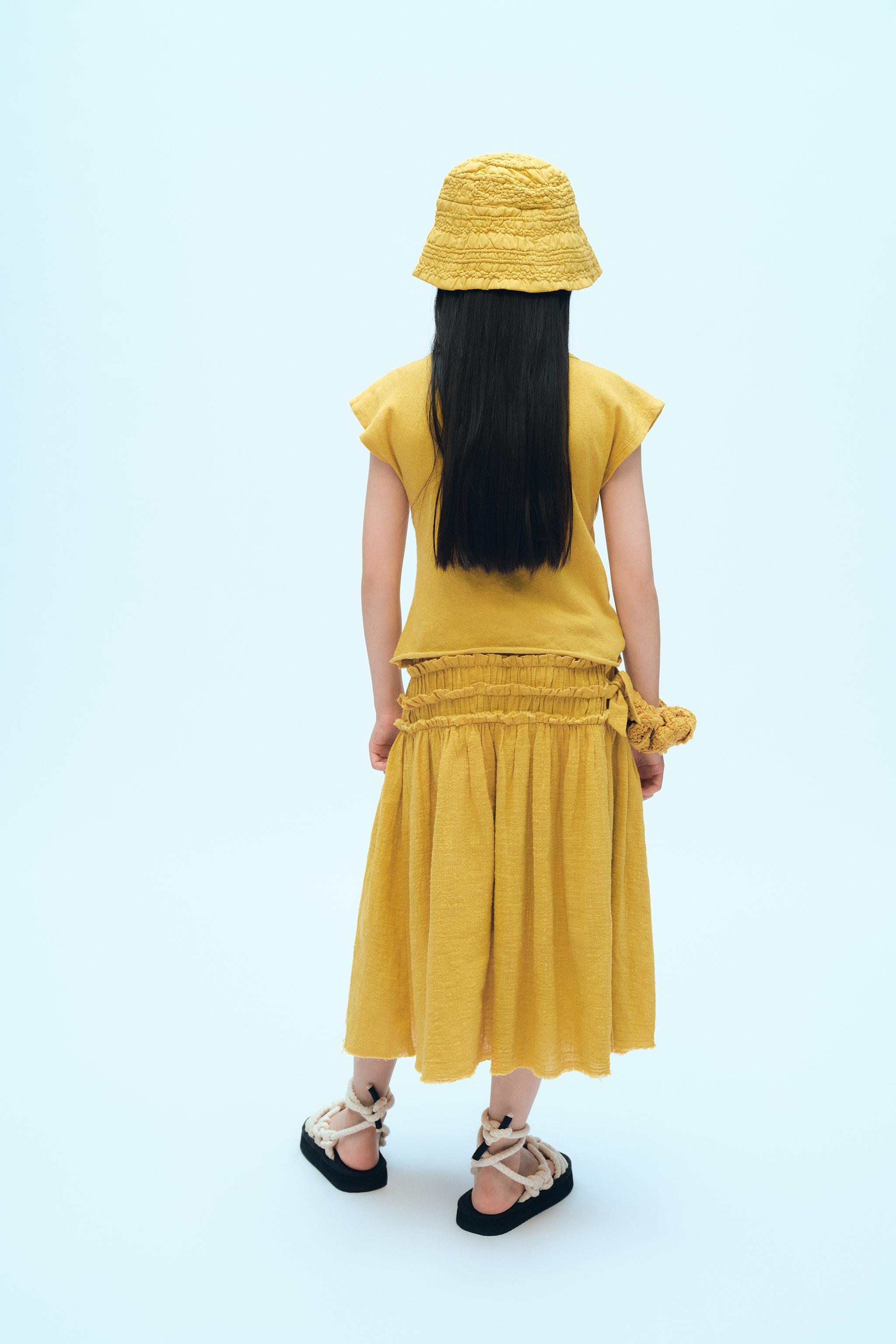 T-SHIRT AVEC ÉLASTIQUE LATÉRAL EN COTON ET LIN X FANGLU LING