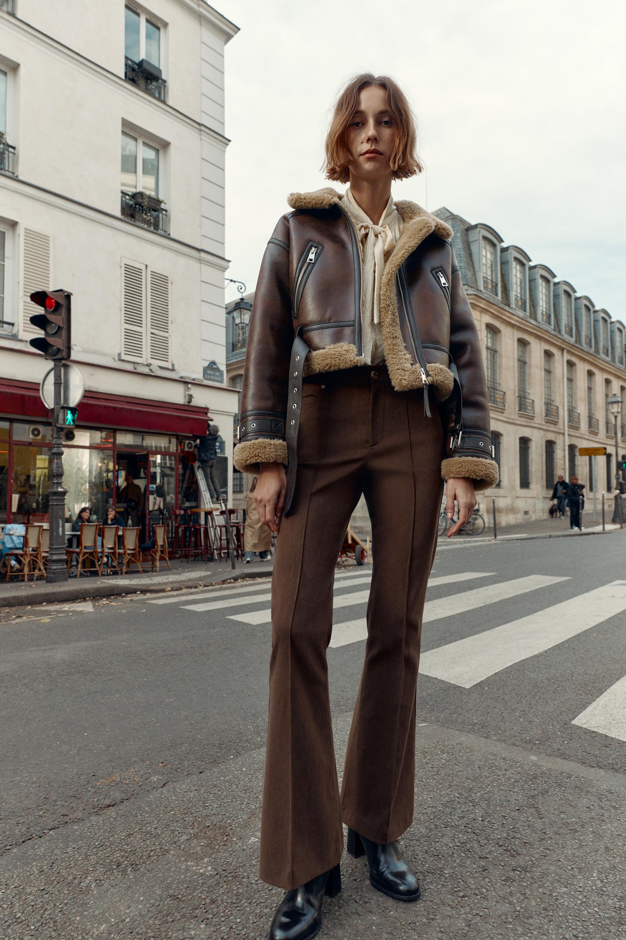 HIGH-WAISTED FLARE PANTS