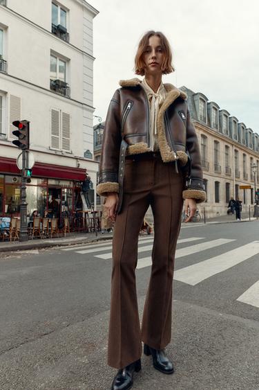 PANTALÓN TIRO ALTO FLARE - Marrón de Zara - Imagen 0