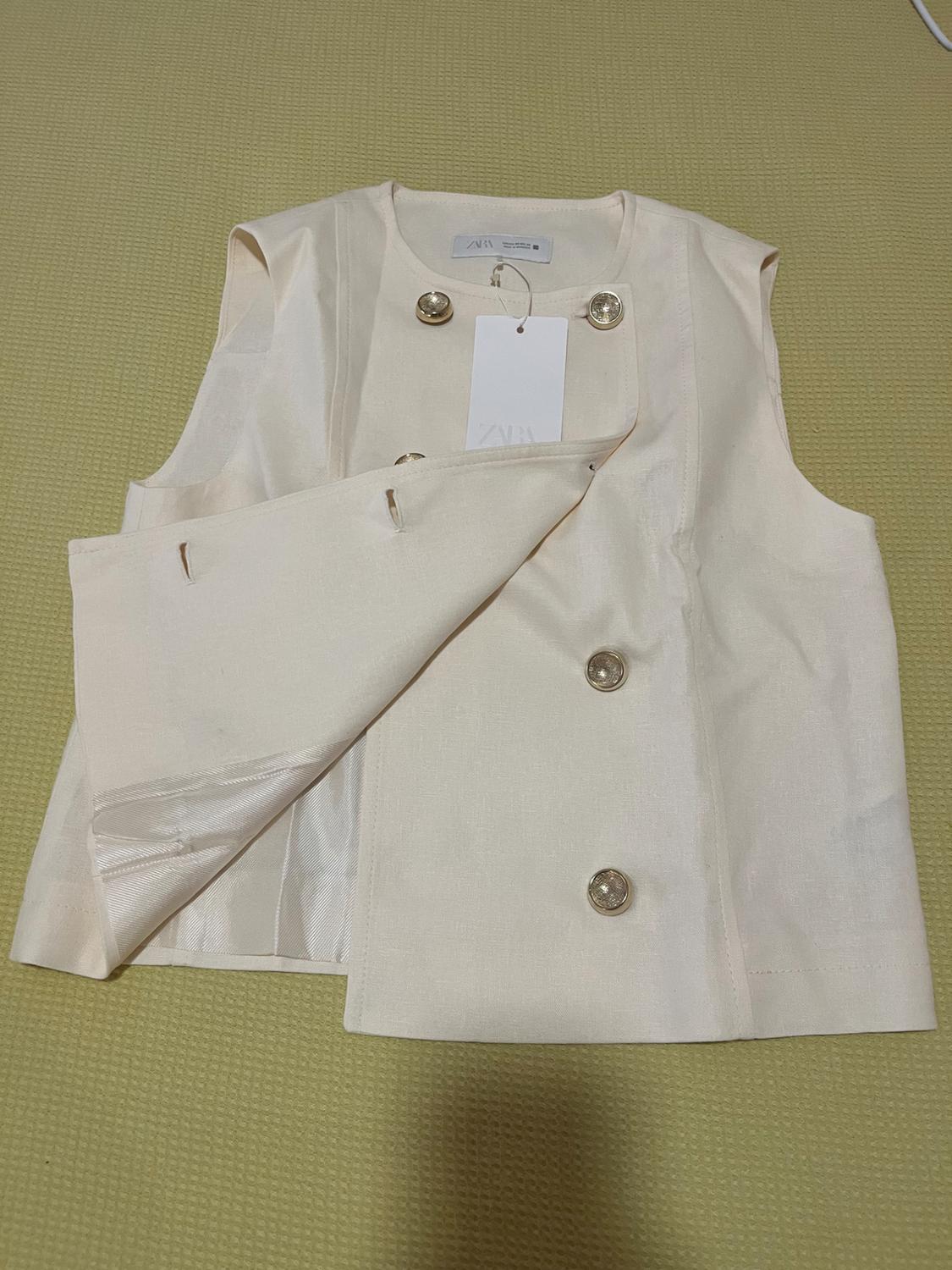 DOUBLE-BREASTED LINEN BLEND WAISTCOAT - Image 2