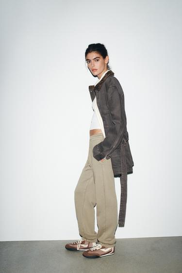 PANTALON DE JOGGING EN MOLLETON EFFET DÉLAVÉ - Pierre de Zara - Image 3