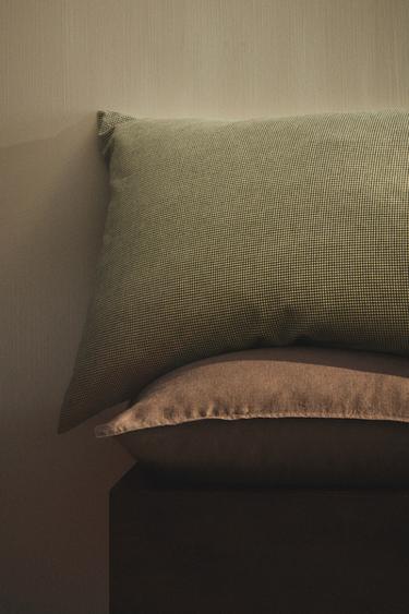 DYED THREAD CHECK CHRISTMAS PILLOWCASE - Green by Zara