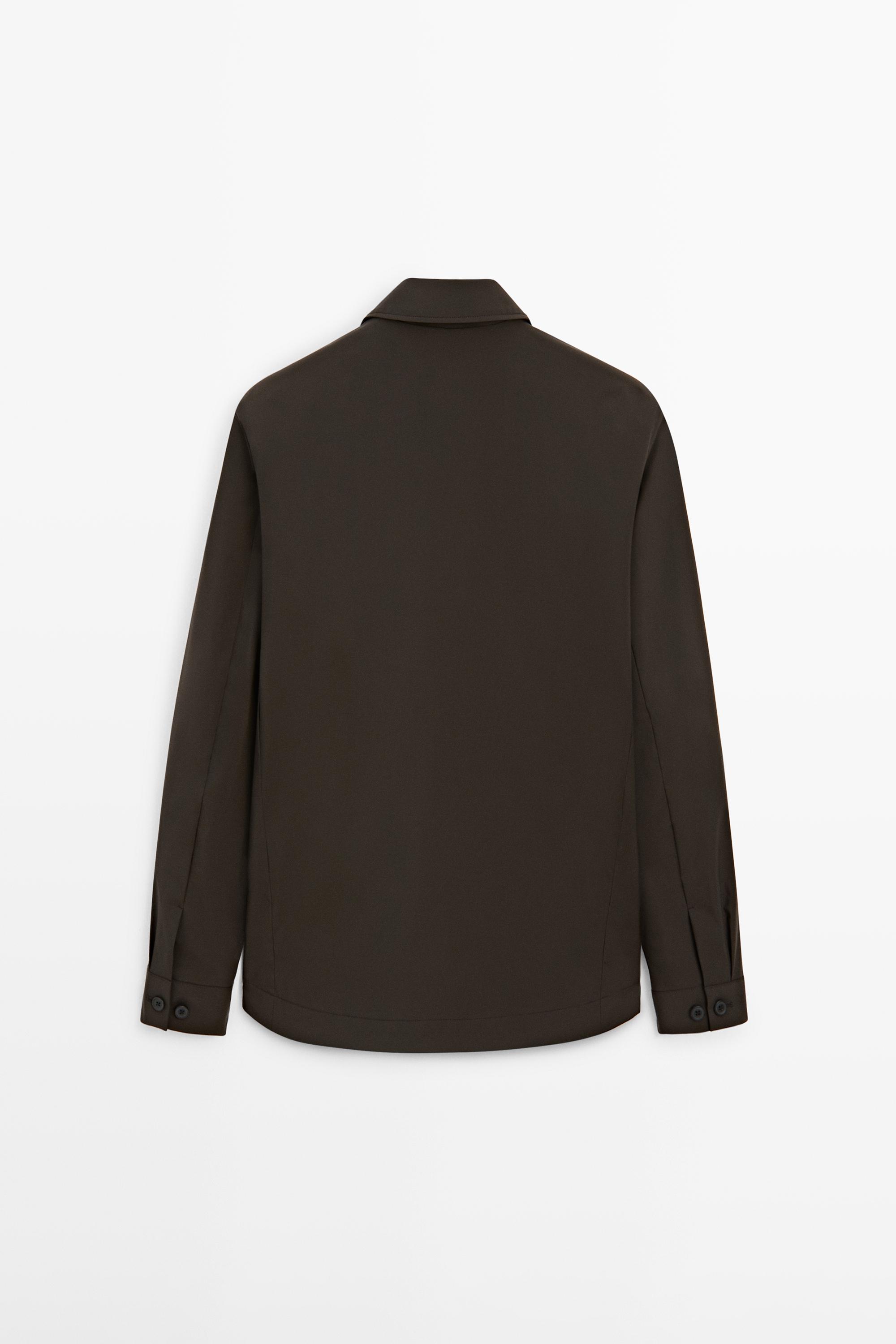 Short jacket with pocket details