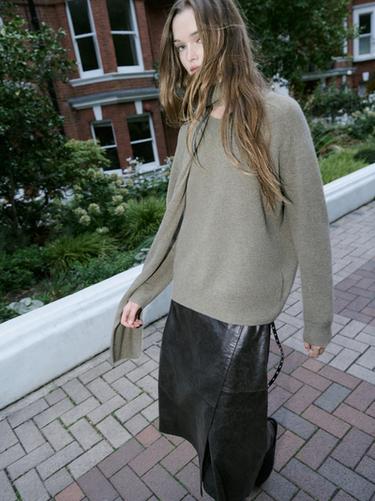 Falda midi envolvente piel napa - Marrón de Zara