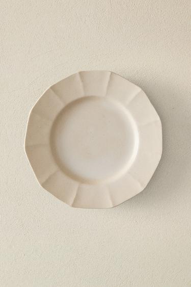 ASSIETTE À DESSERT GRÈS RELIEF LIGNES CADRE - Sable de Zara - Image 4