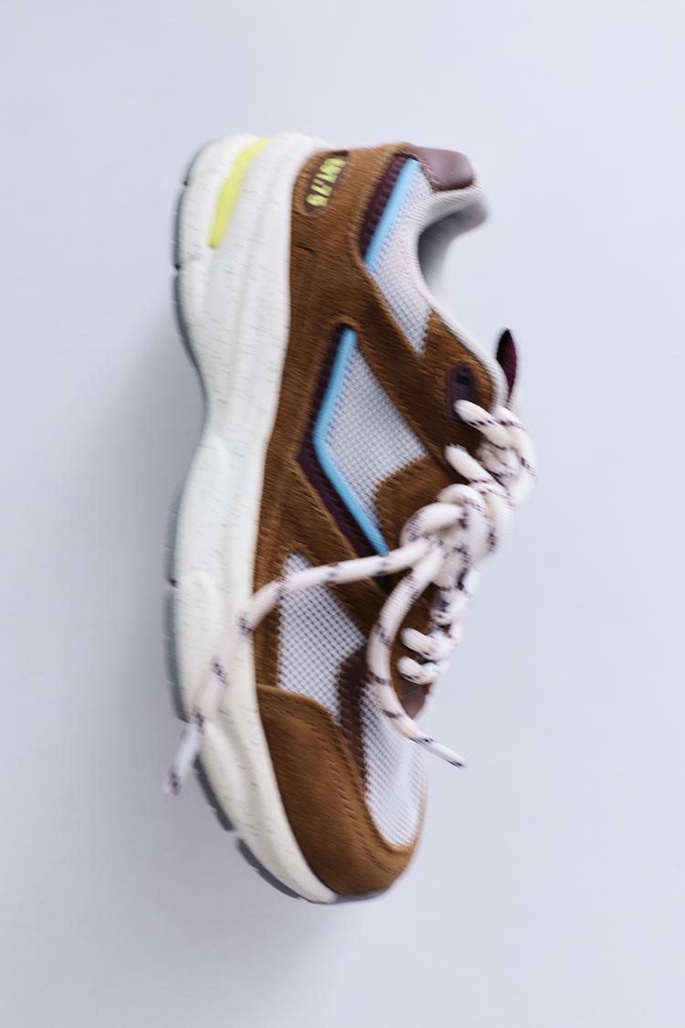Zapatilla deportiva rejilla