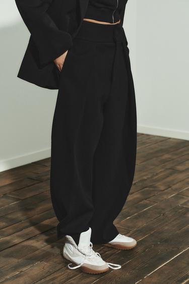 PANTALON BALLOON À PLIS - Noir de Zara - Image 1