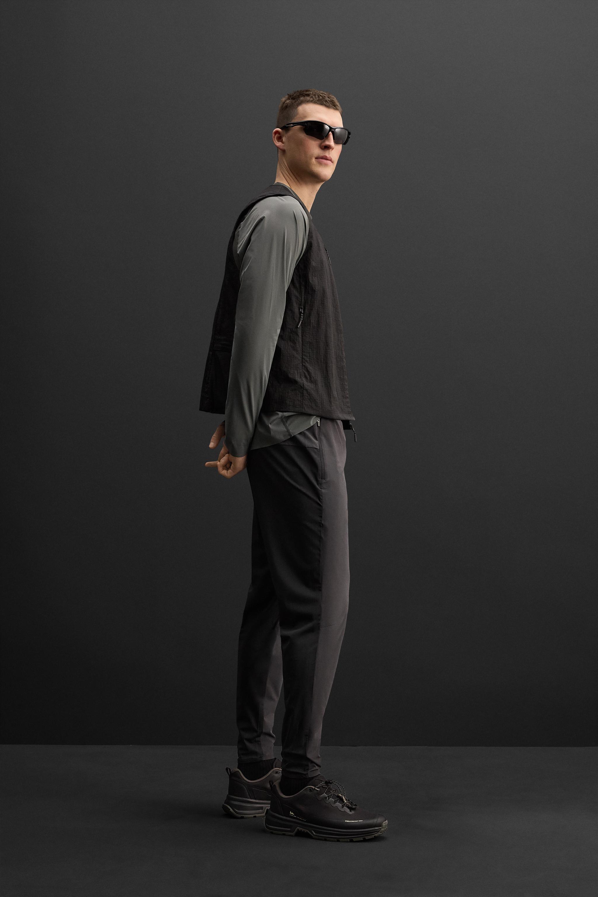 テクニカル トレーニングパンツ - ブラック | ZARA Japan / 日本