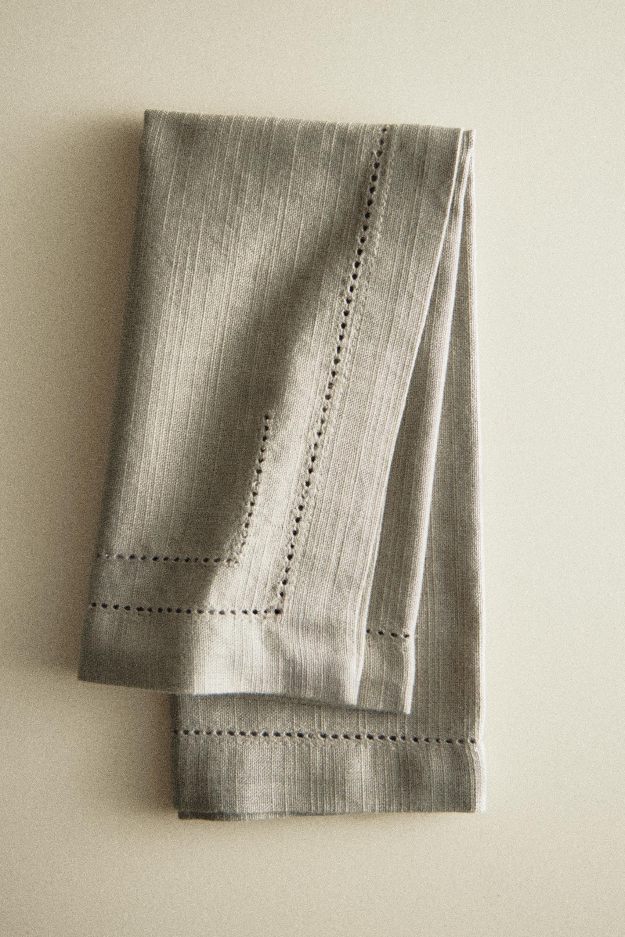 HEMSTITCHED COTTON NAPKIN PACK (PACK OF 2)